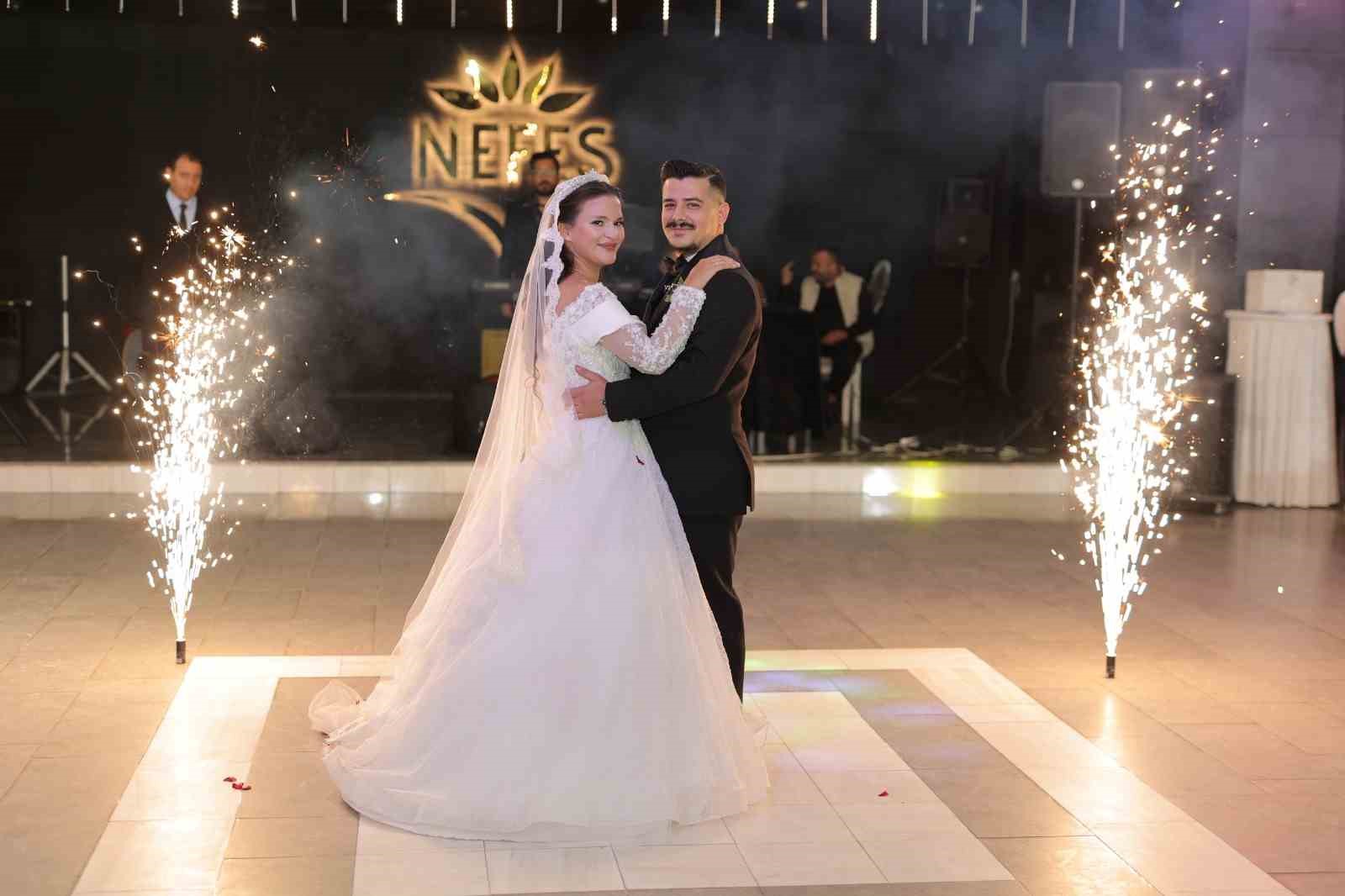 Balıkesir’de Rüya Gibi Bir Düğün: Hüseyin Tülek ve Fatmanur'un Mutlu Günü