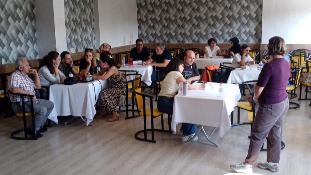 Burhaniye'de Harezmi Eğitim Modeli ile Öğretmen Eğitimi Başladı