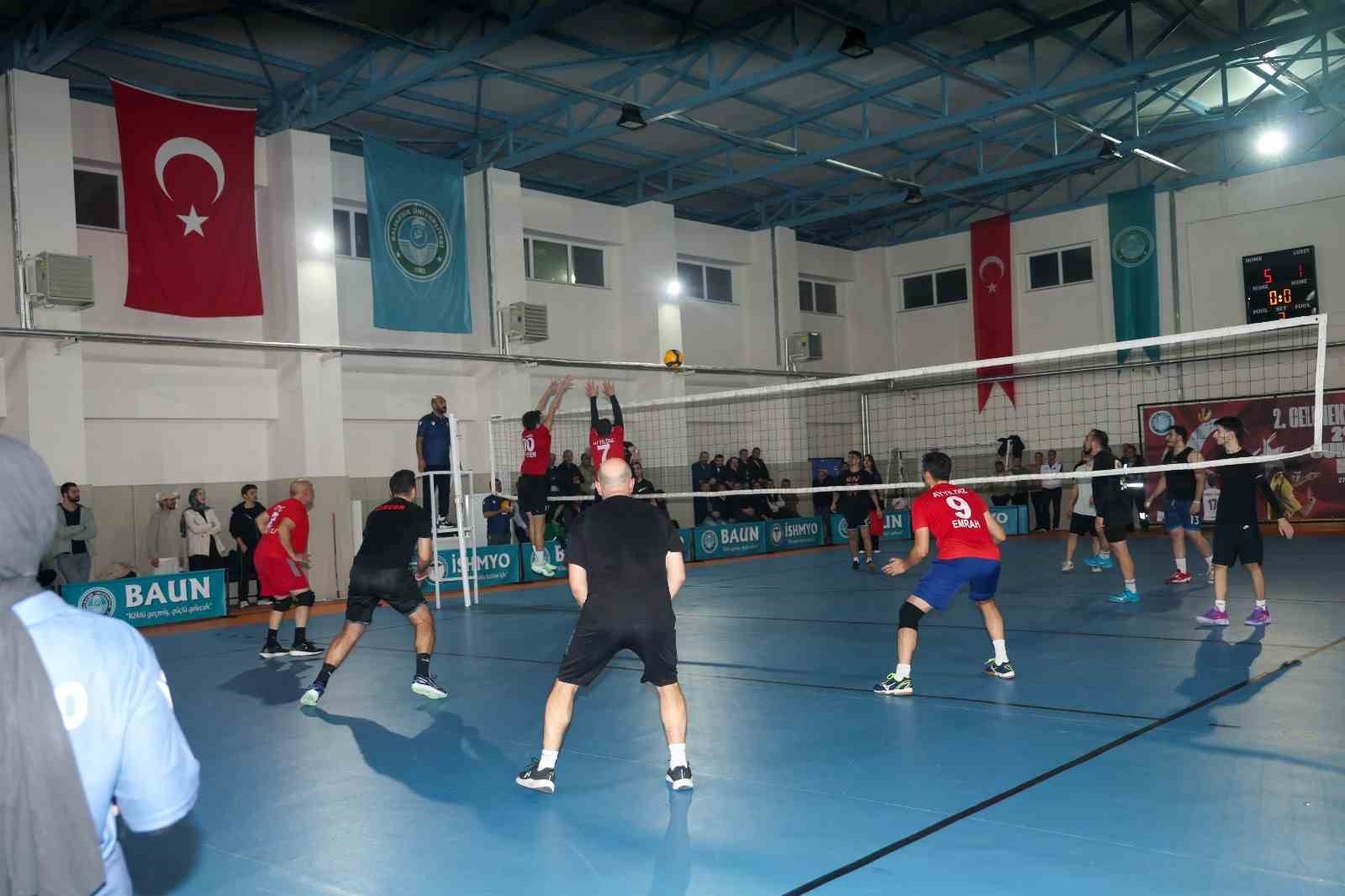 İvrindi'de Voleybol Coşkusu Başlıyor!