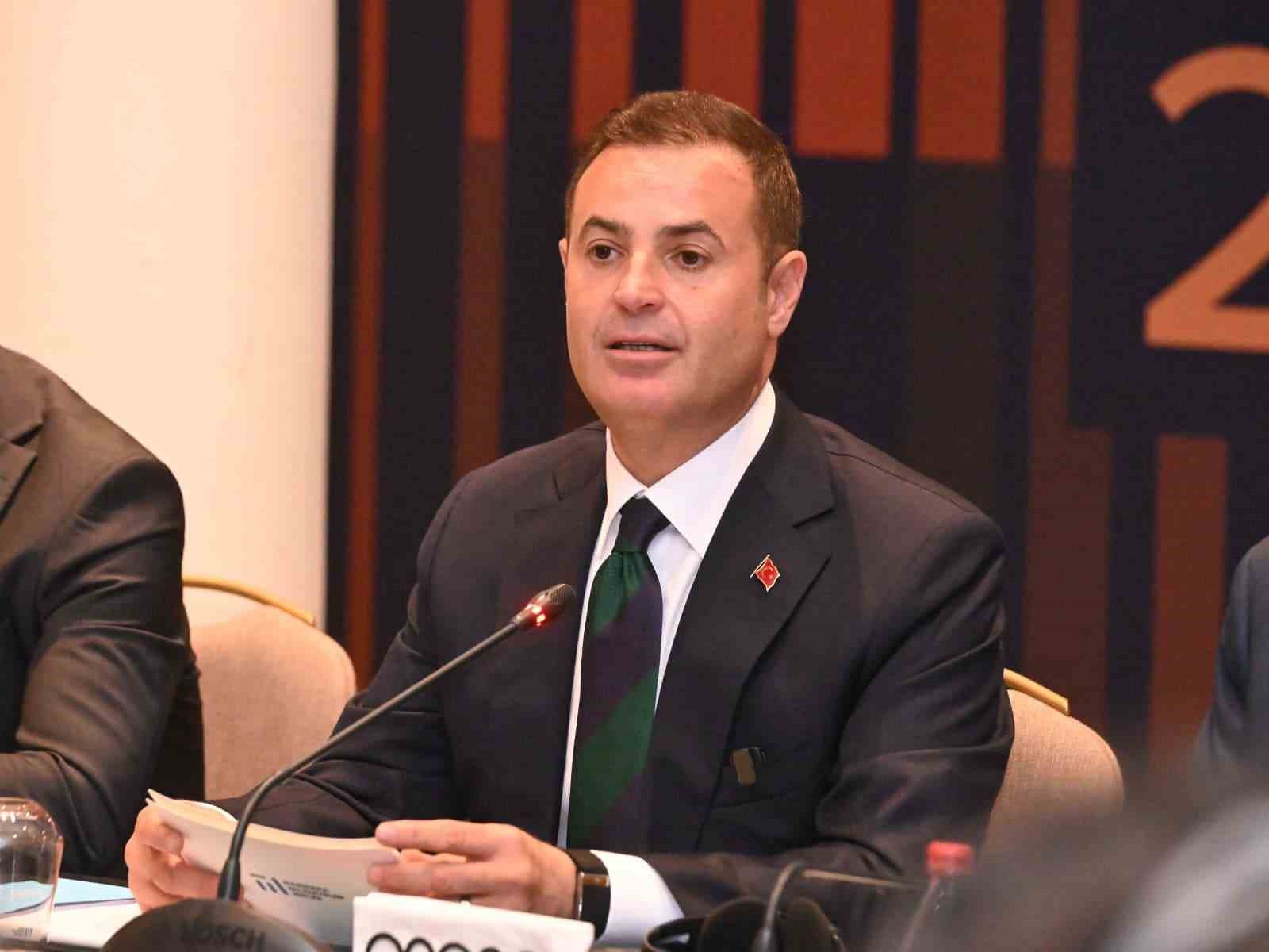 Başkan Akın, EMA Forumu'nda Metropoliten Geleceği Tartıştı