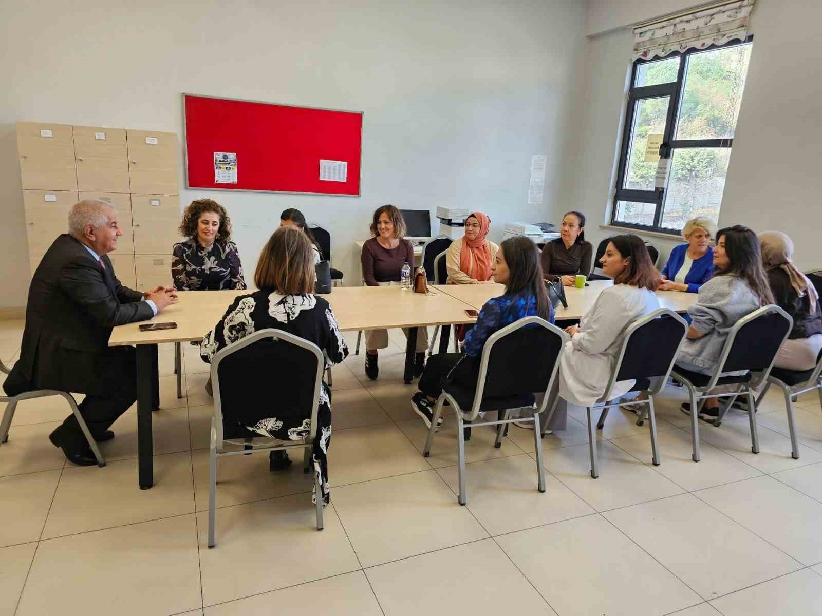 Balıkesir'de Eğitim Vizyonu: Müdür Kal, Öğretmenlerle Buluştu