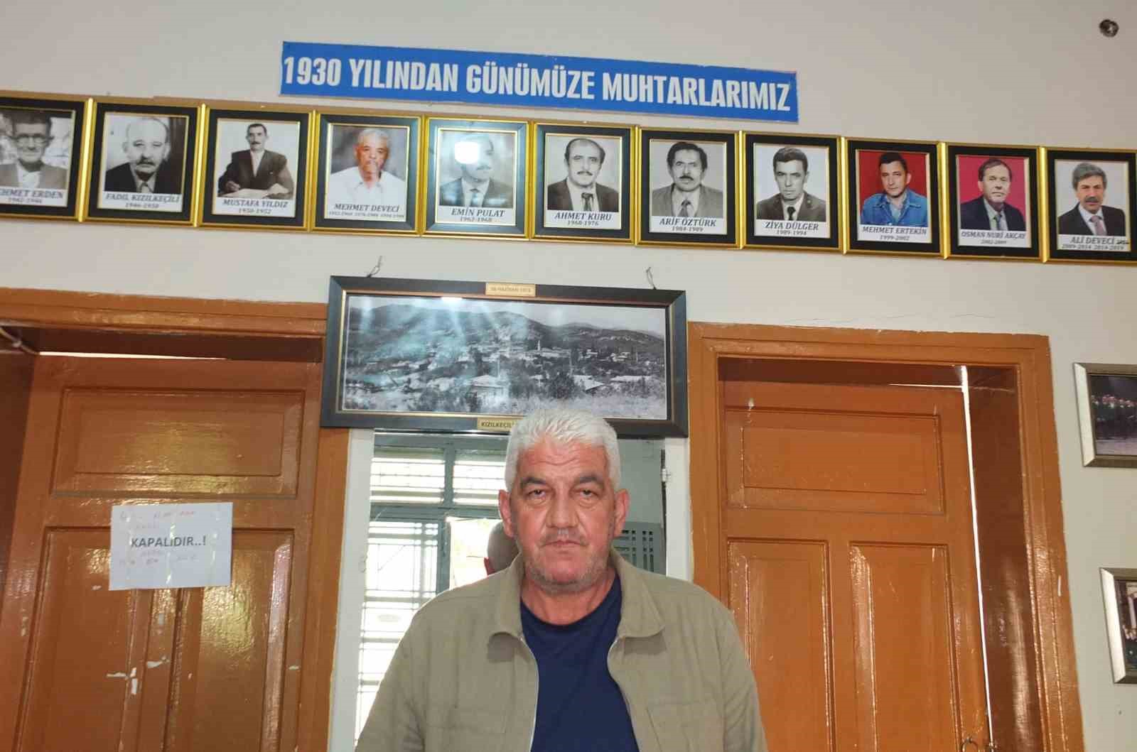 Kızılkeçili Mahallesi'nde Eski Muhtarlara Anlamlı Vefa