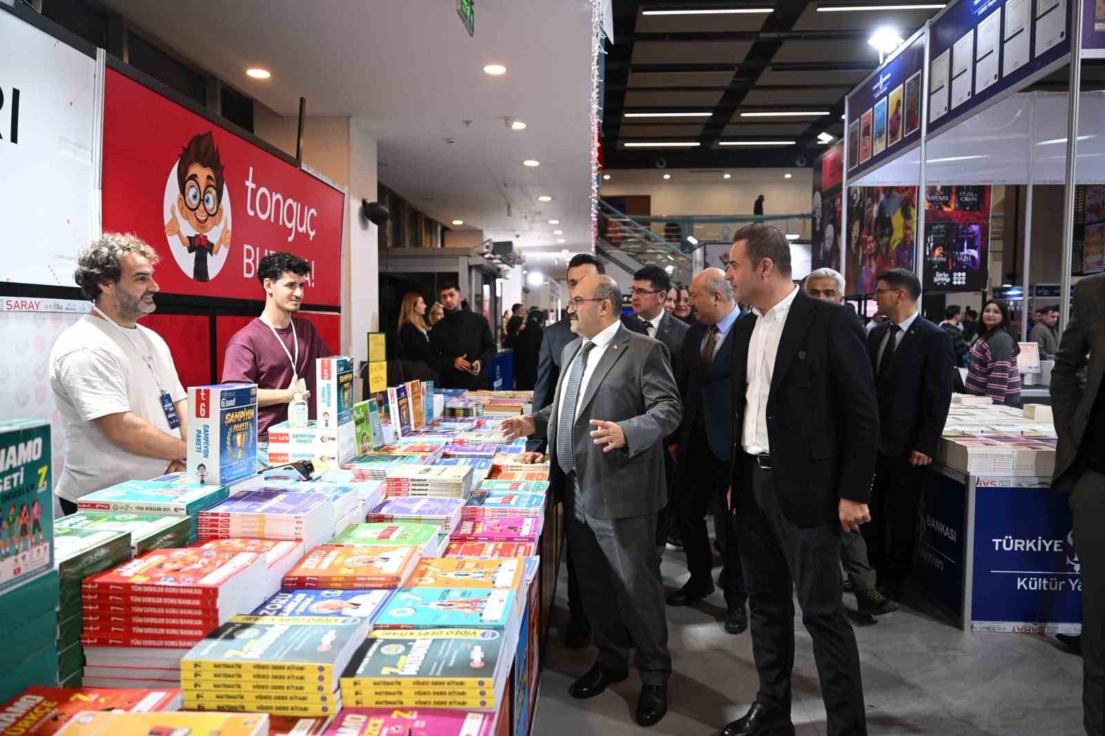Balıkesir Kitap Fuarı, Ziyaretçilerini Bekliyor