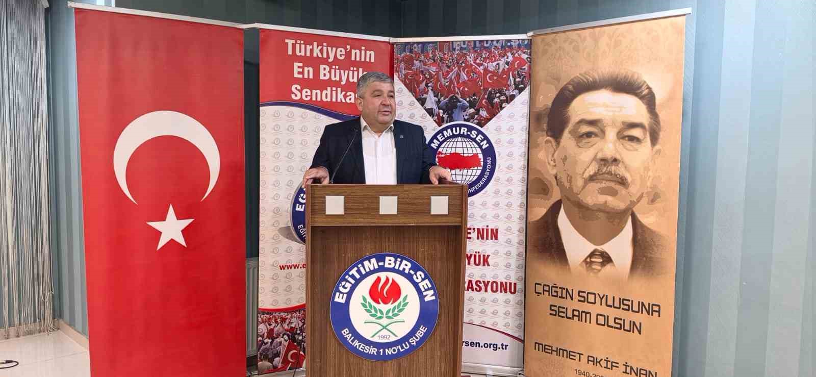 Ercan Kurter, Eğitim-Bir-Sen’de Yeniden Başkan Seçildi