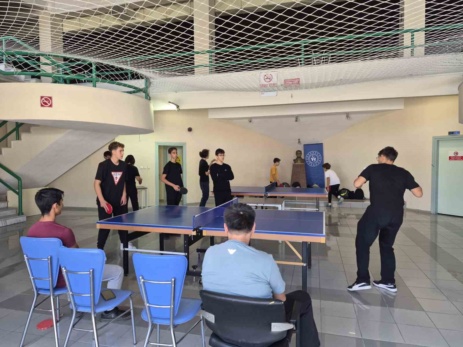 Cumhuriyet Bayramı Coşkusu Burhaniye’de Spor Etkinlikleriyle Başlıyor