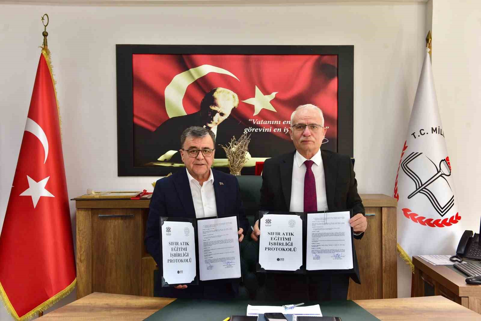 Altıeylül'de Sıfır Atık İçin Gelecek Nesillere Eğitim Protokolü