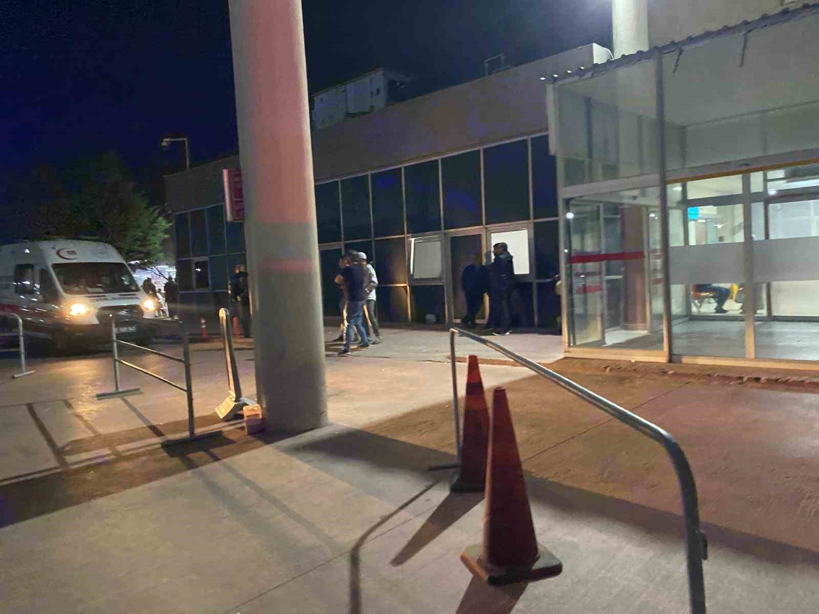 Ayvalık'ta Tekne Faciası: 8 Kişi Kurtarıldı, 1 Kayıp