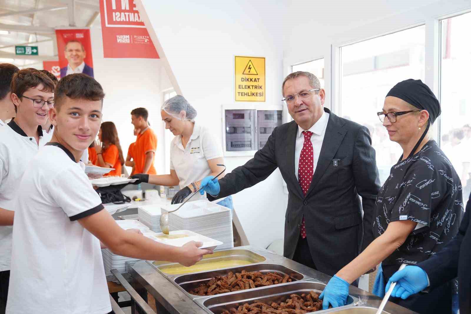 Ayvalık’ta Öğrenciler İçin Uygun Fiyatlı Yemek Seçeneği