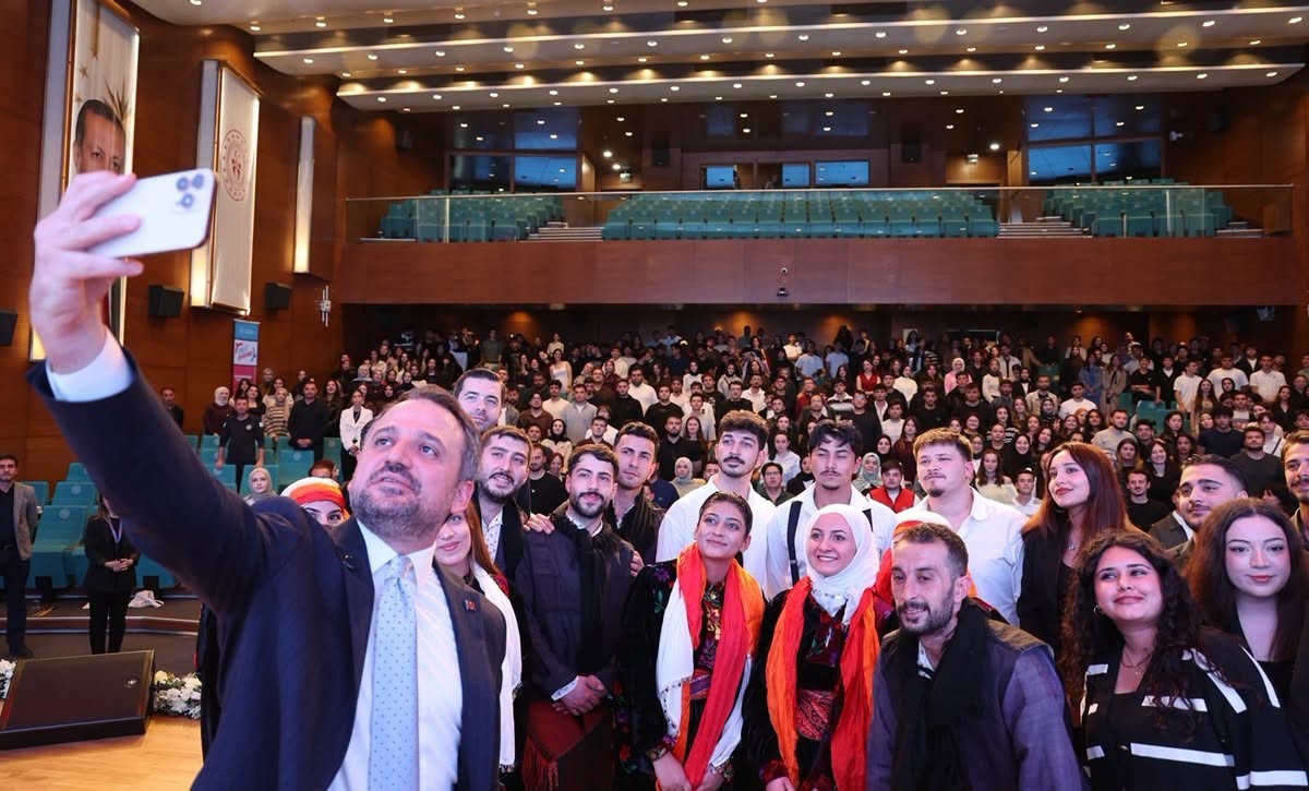Balıkesir Üniversitesi Bisiklet Topluluğu, Gençlik Programında Buluştu