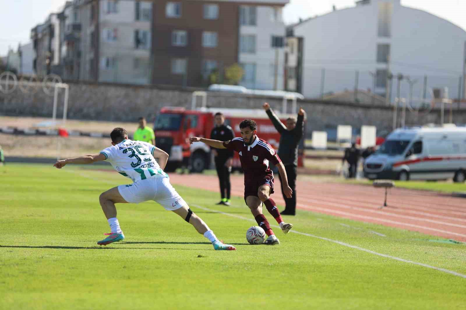 Bandırmaspor, Iğdır Futbol Kulübü'ne Yenildi: 1-2