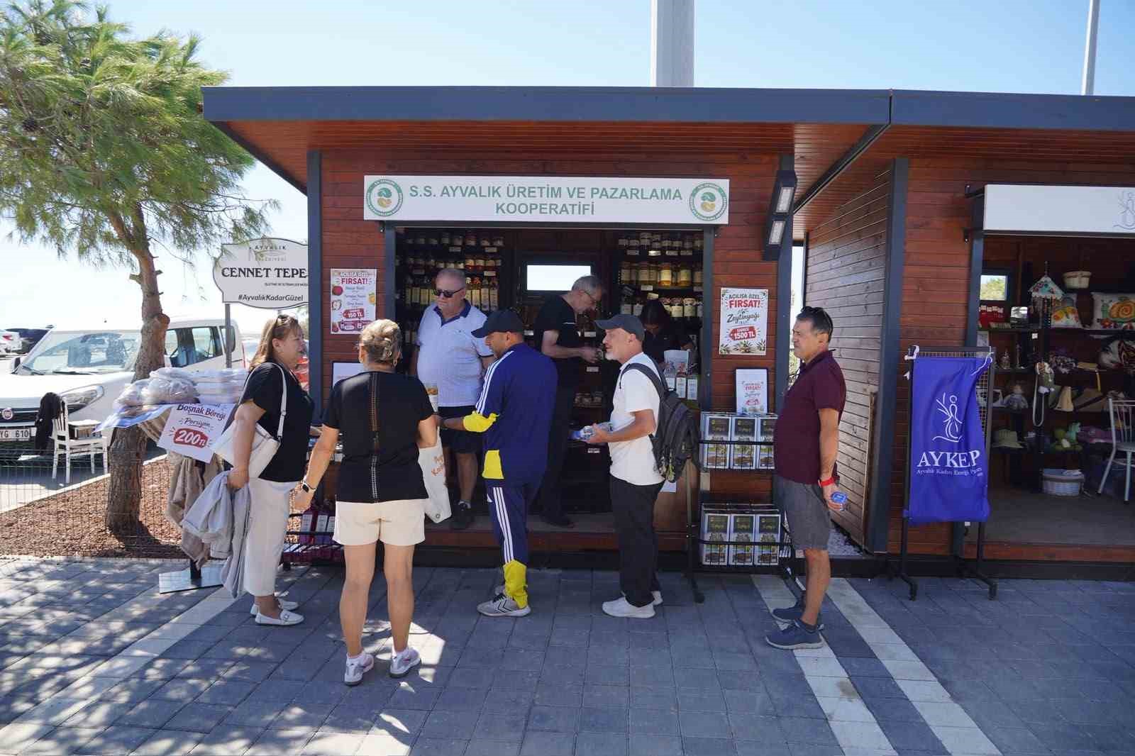 Cennet Tepesi'nde Kadın Emeğiyle Zenginleşen Yeni Satış Noktası