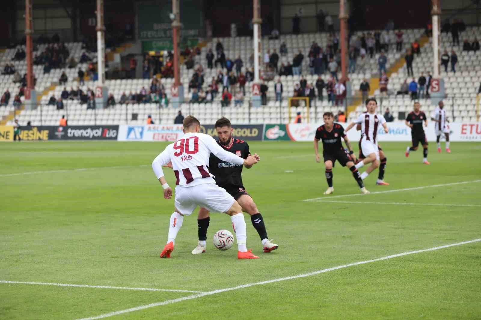 Dengeli Mücadele: Bandırmaspor ve Sivasspor 1-1 Berabere Kaldı