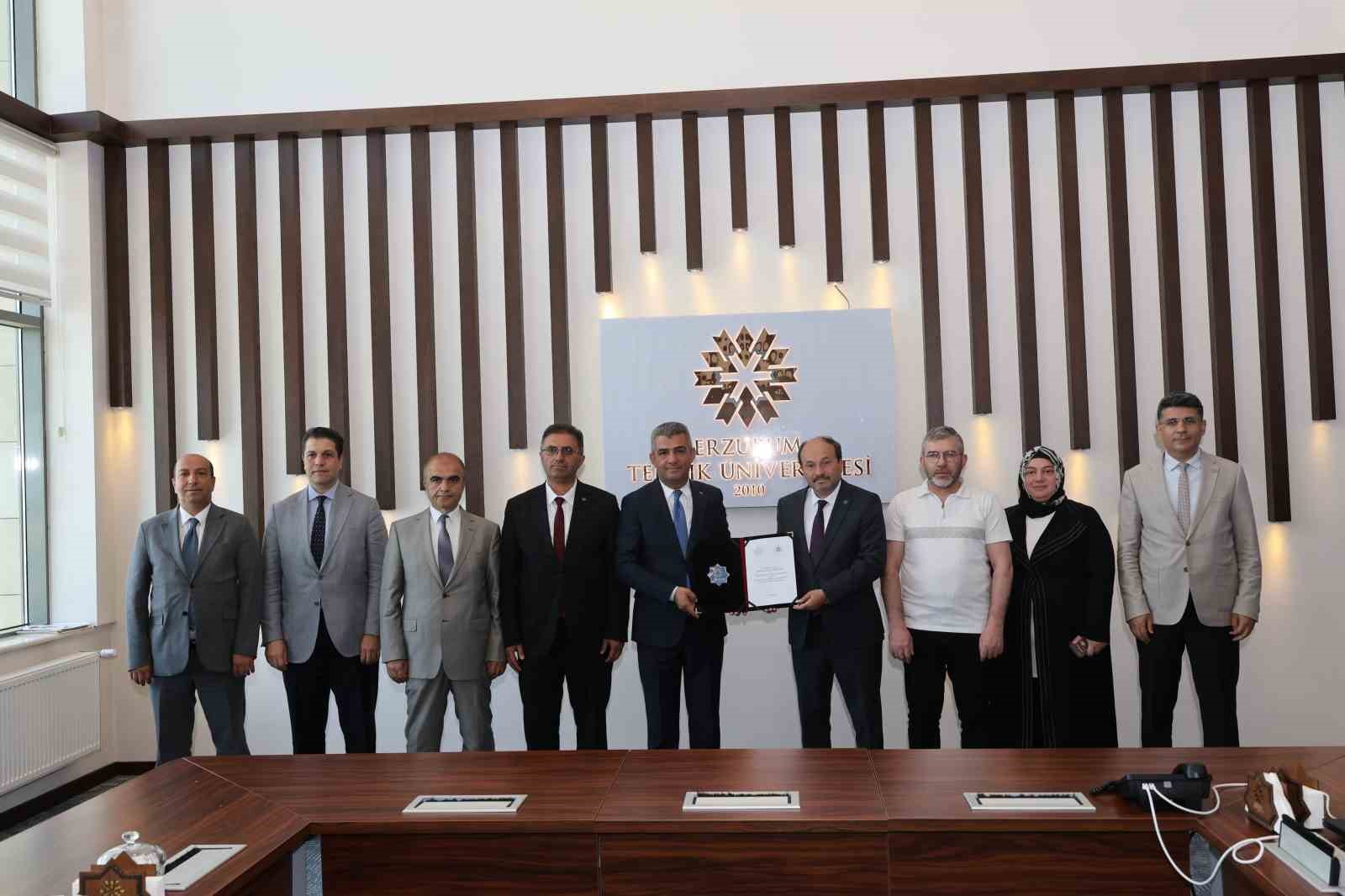 Erzurum Lisesi'nin Tarihi, Bilimsel Bir Eser ile Geleceğe Taşınıyor