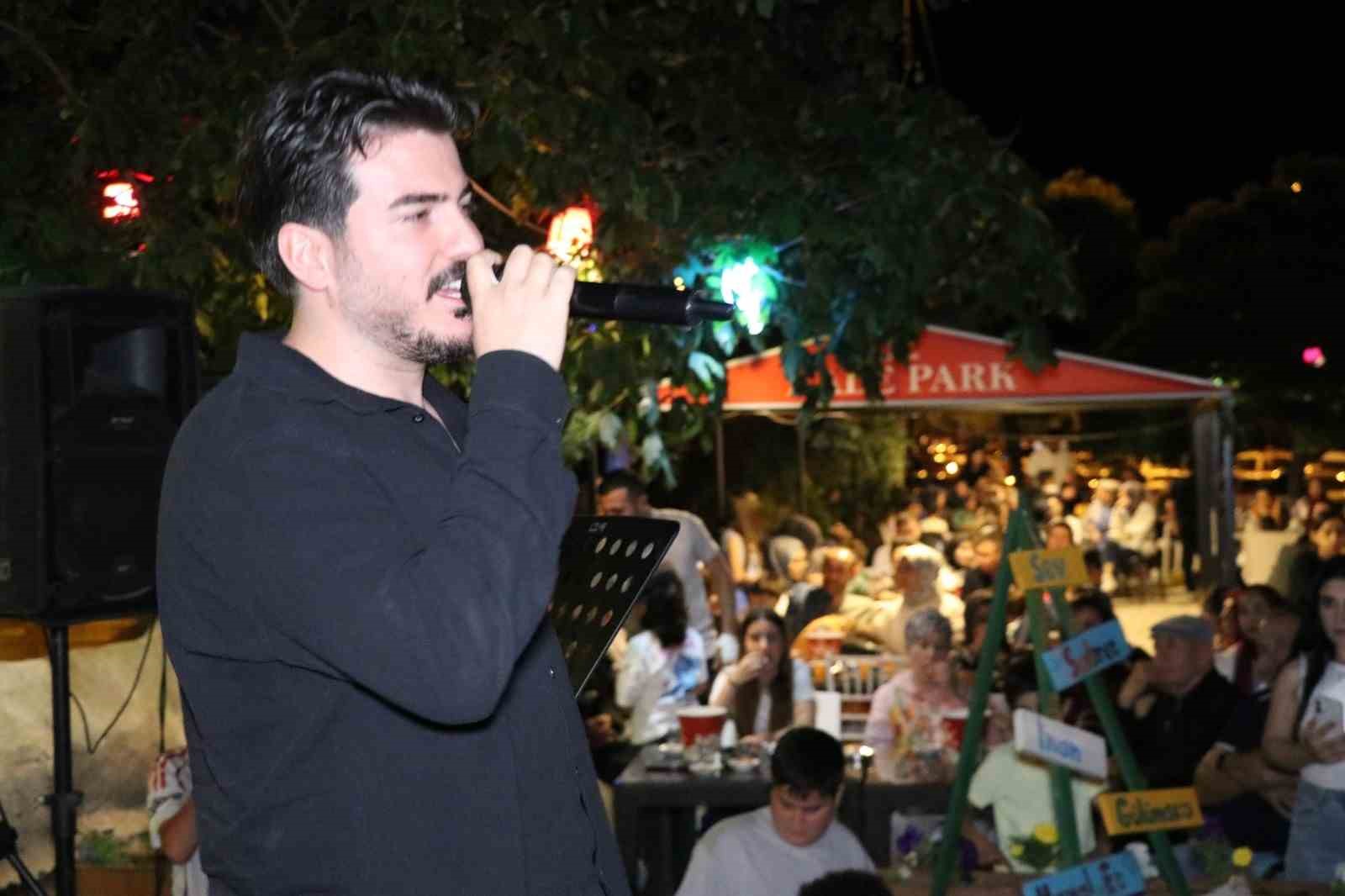 Oltu'da Türkü Ziyafeti: Ceyhun Can Konseri Büyüledi