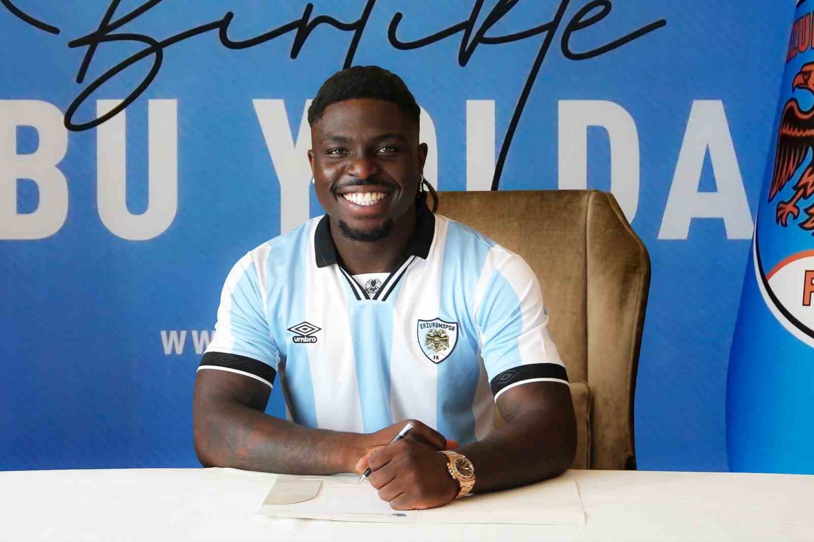Erzurumspor FK, İlk İrlandalı Futbolcusuyla Tarih Yazdı