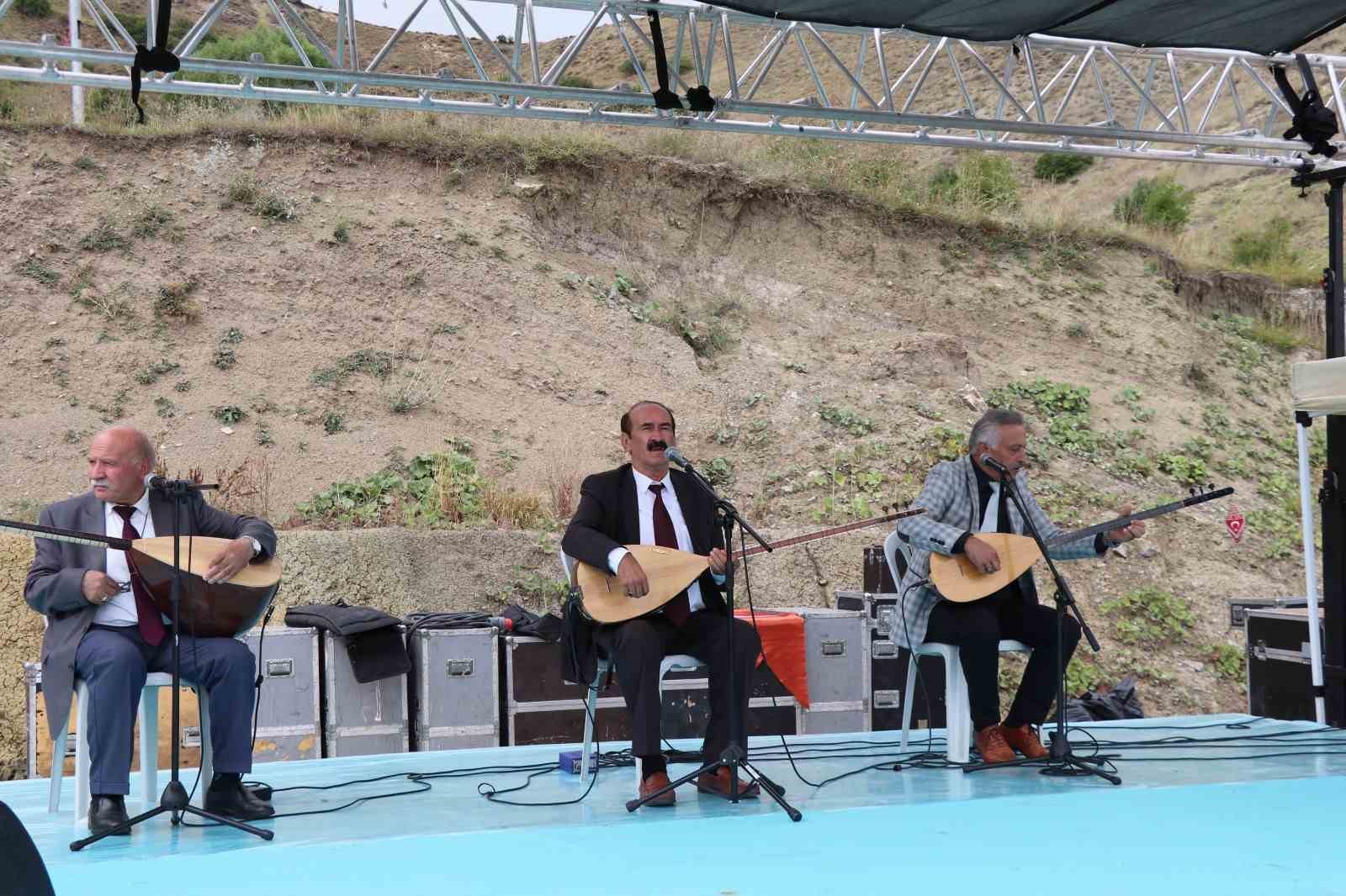Âşık Sümmani, Anavatanı Narman'da Unutulmadı