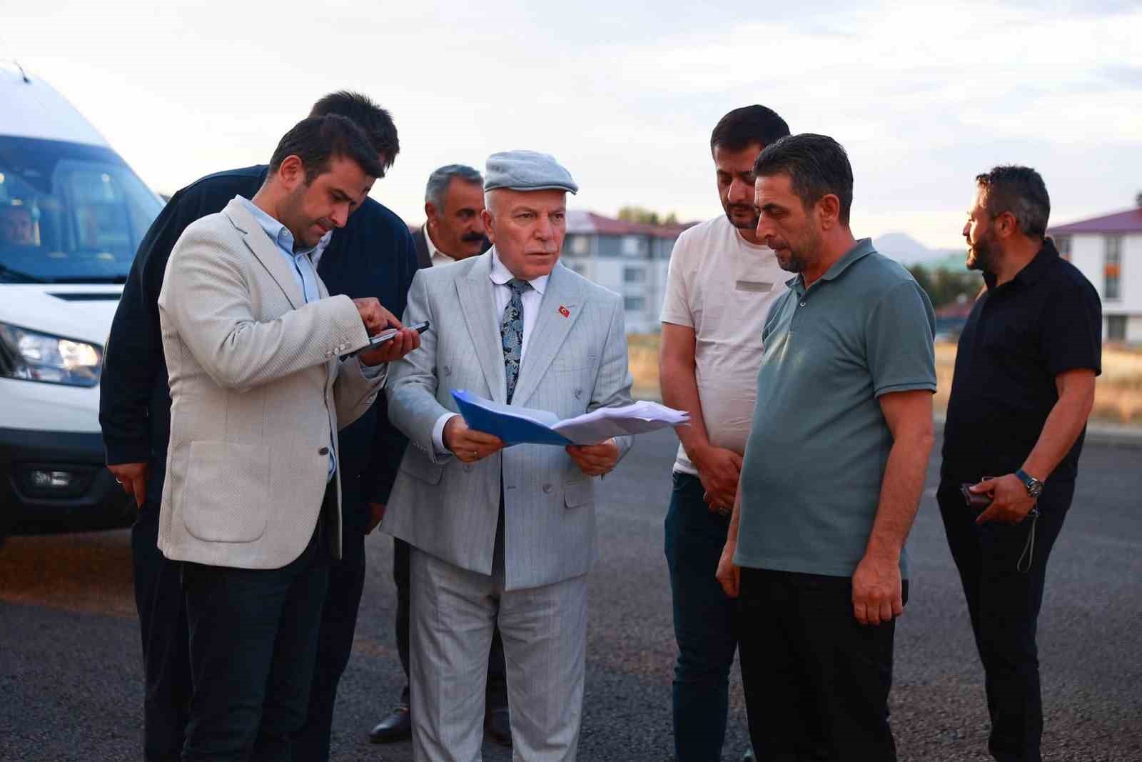 Başkan Sekmen Yıldızkent ve Dadaşkent’te İncelemelerde Bulundu