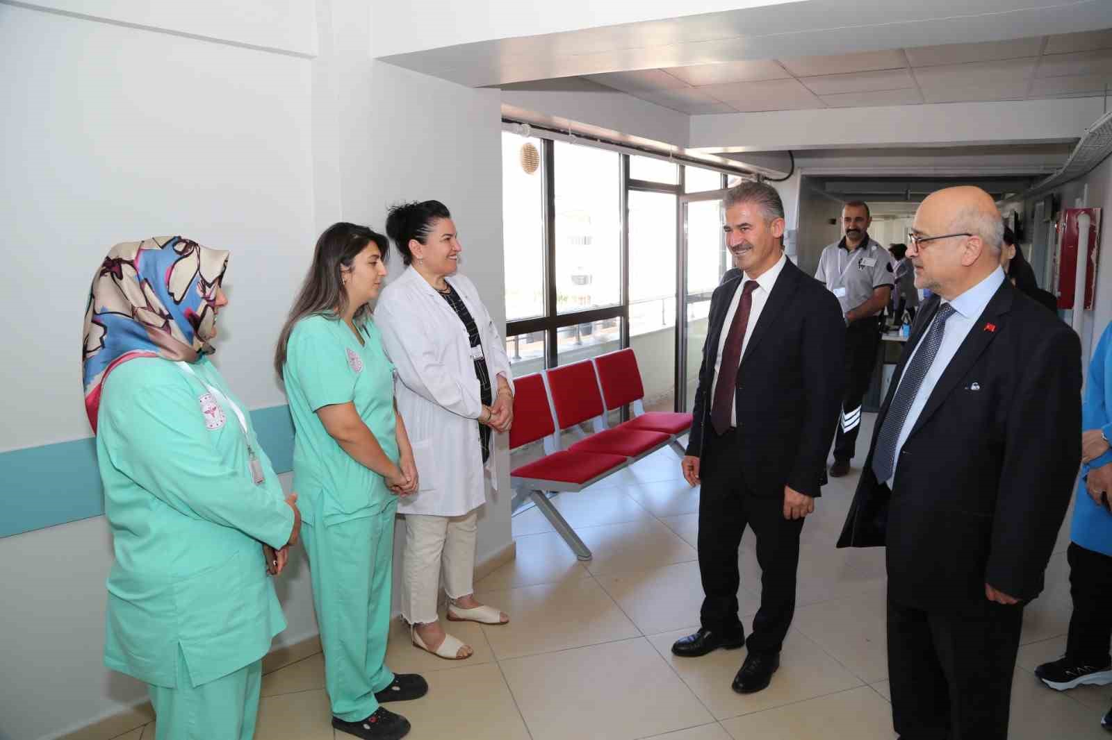 Erzurum İl Sağlık Müdürü Meral, Saha Çalışmalarına Hız Verdi