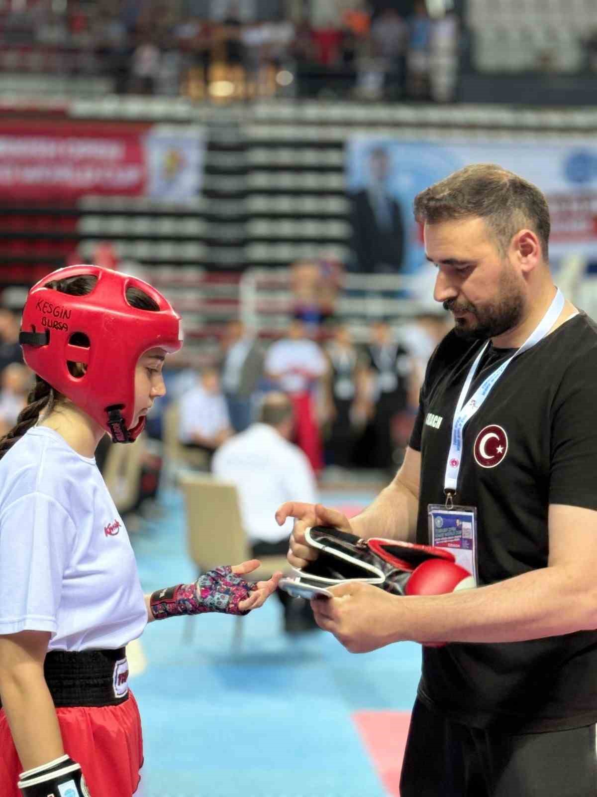 Oltulu Antrenör Ekrem Kesgin, İtalya'da Dünyayı Temsil Edecek