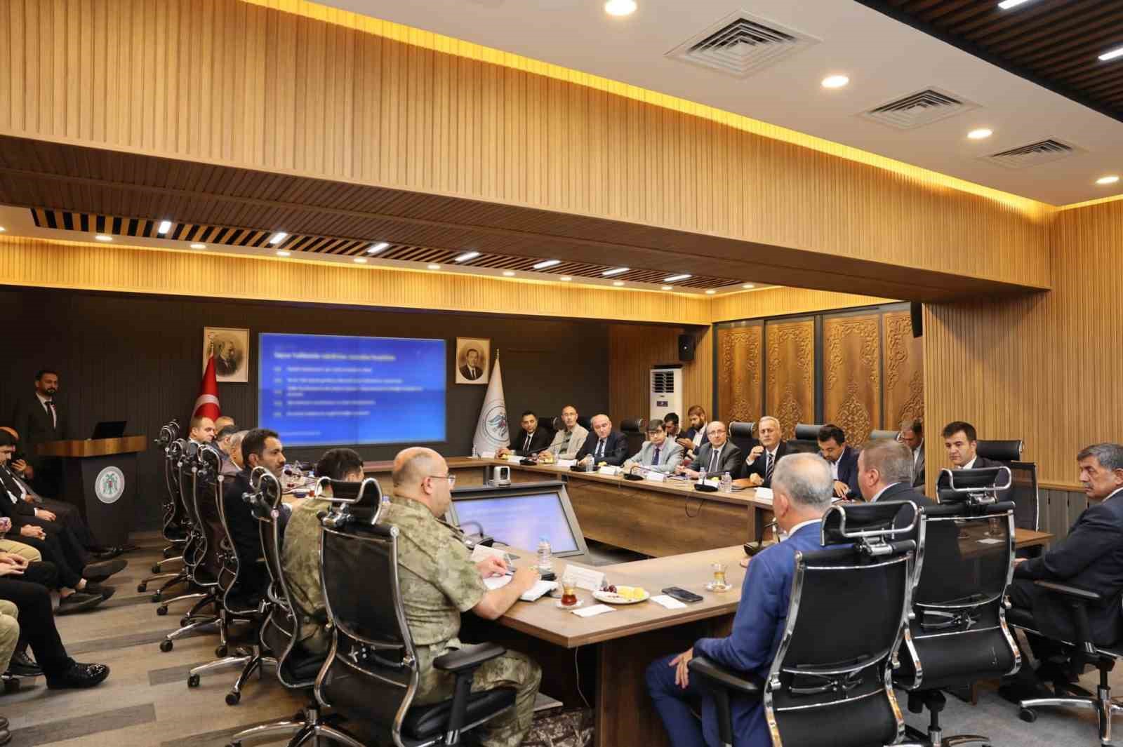 Erzincan'da Yatırımlar ve Projeler Masaya Yatırıldı