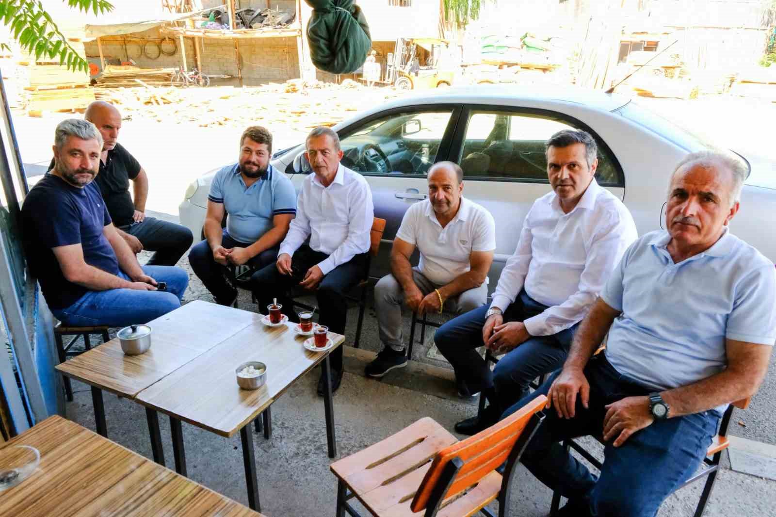 Başkan Tanoğlu, İzmirli Esnaflarla Bir Araya Gelerek Taleplerini Dinledi