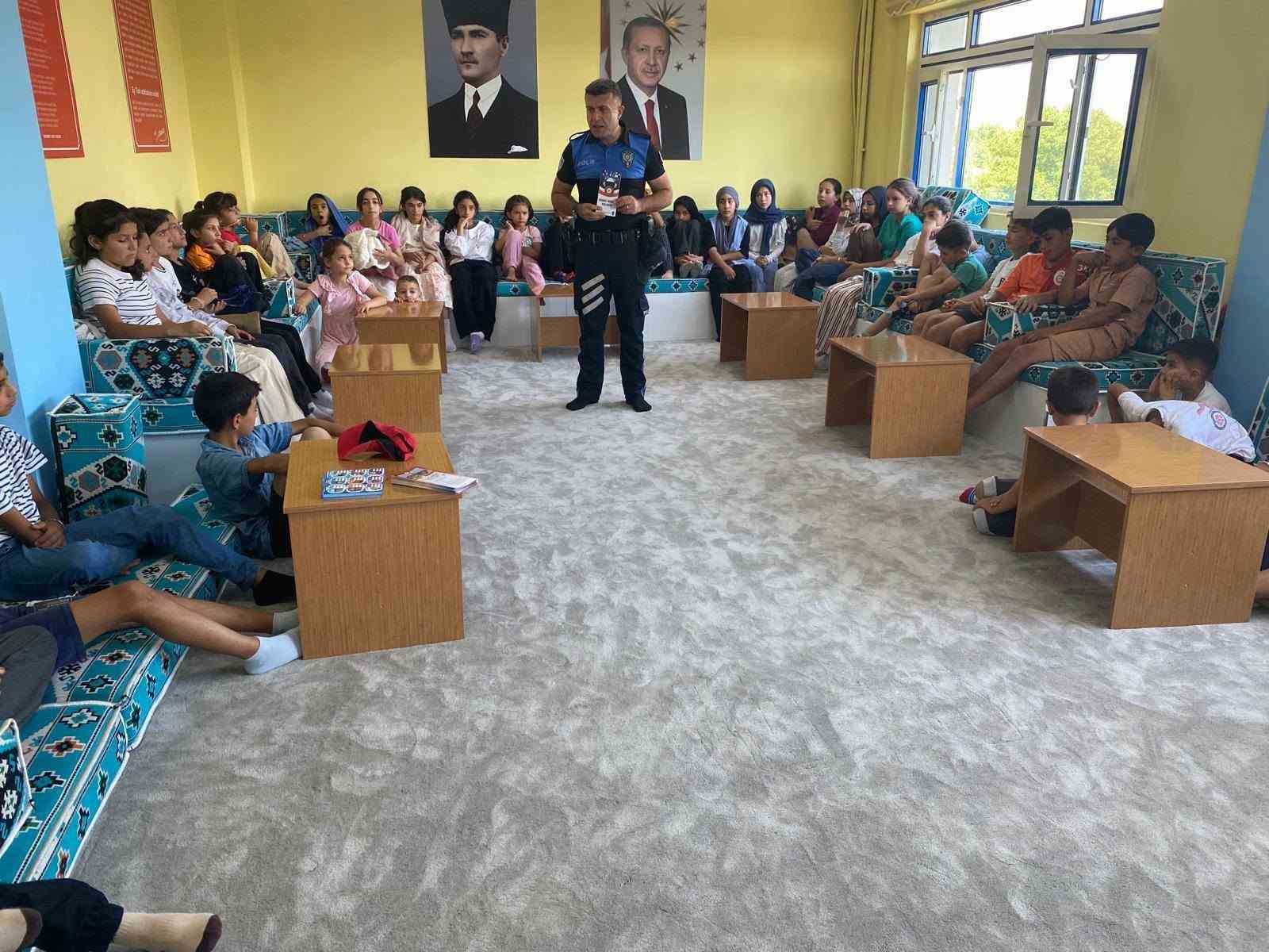 Erzincan'da Öğrencilere Güvenlik Eğitimi Verildi