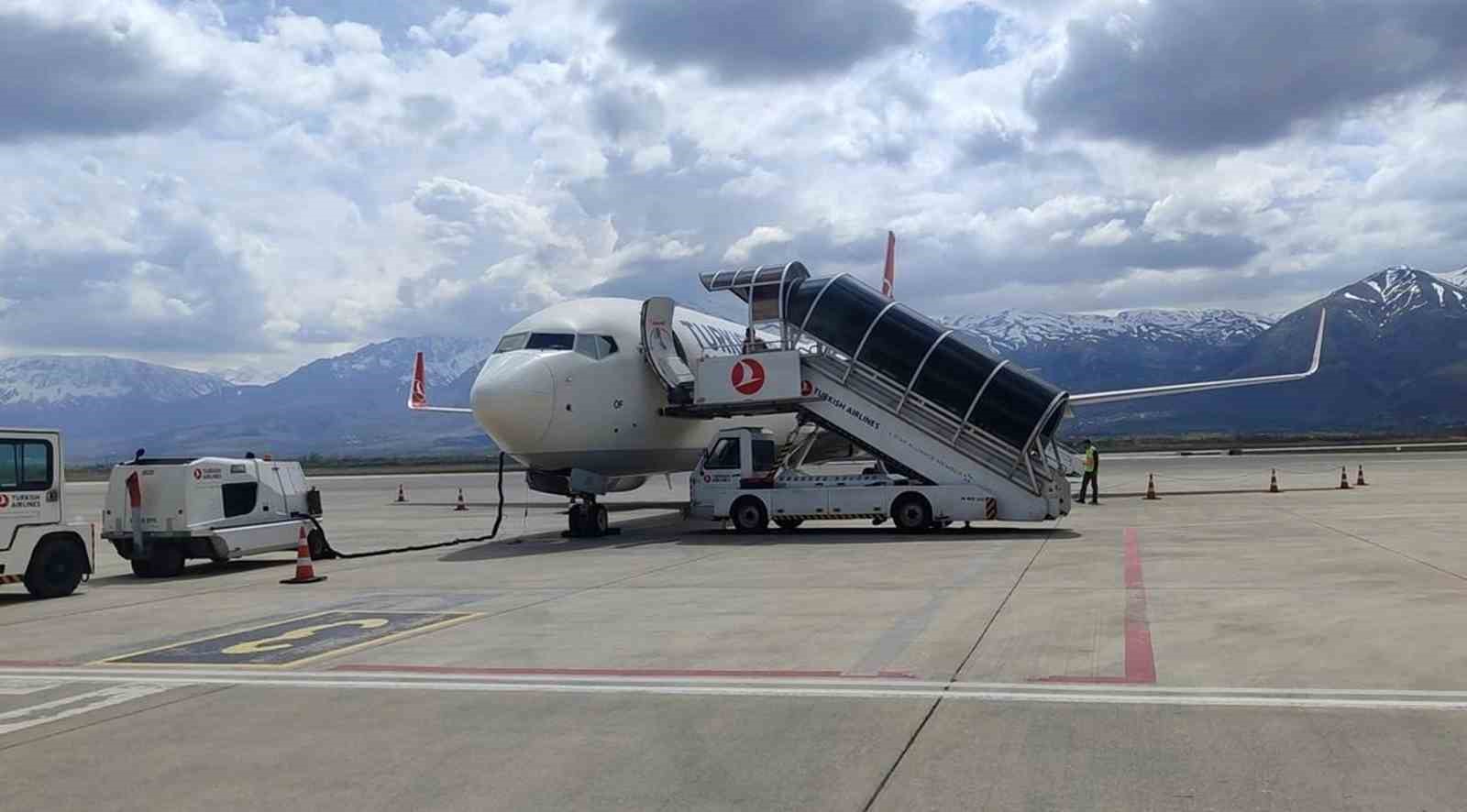 Erzincan Havalimanı Temmuz'da 48 Bin Yolcu Ağırladı