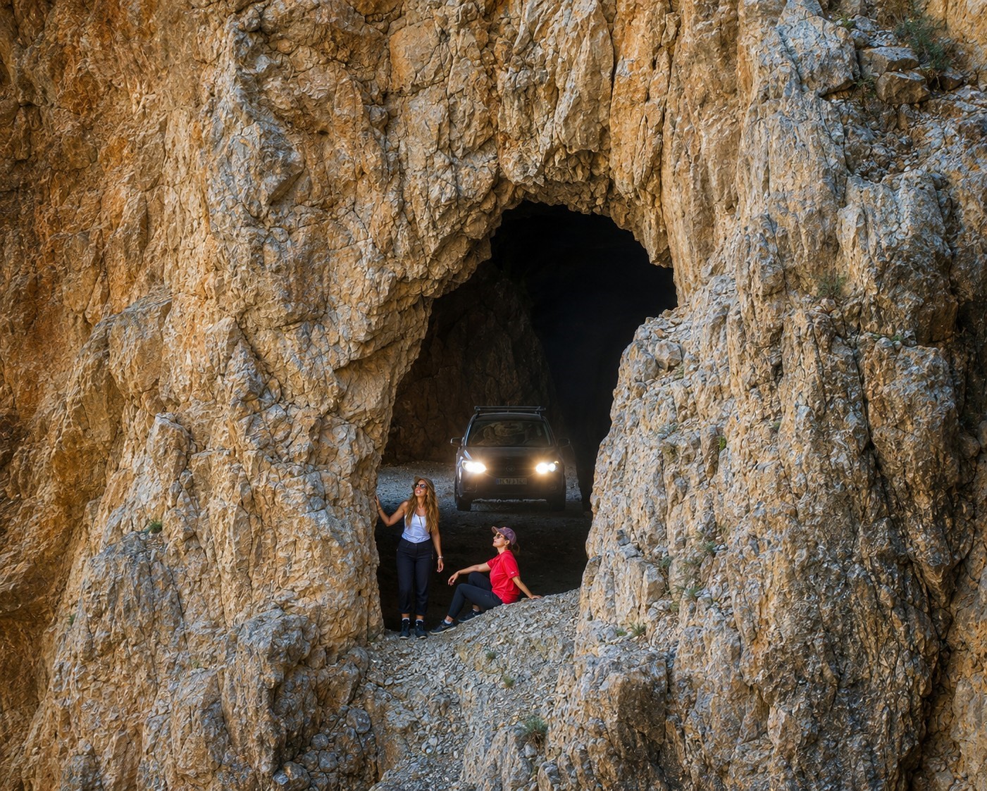 Doğanın Kucağındaki Tarih: Taş Yolu ile Macera Dolu Bir Yolculuk