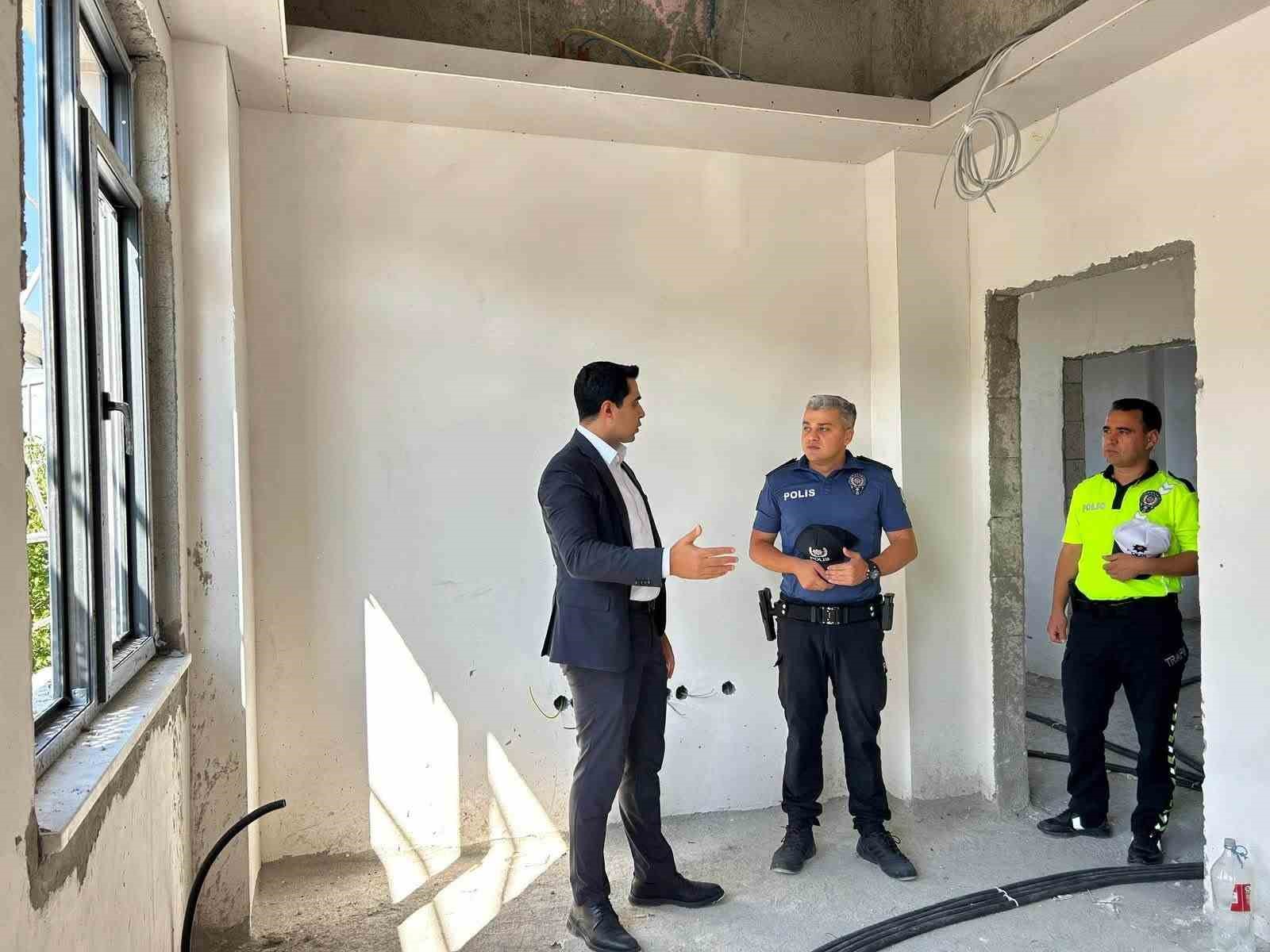 Kemah'ta Yeni Emniyet Binası İnşaatı Devam Ediyor