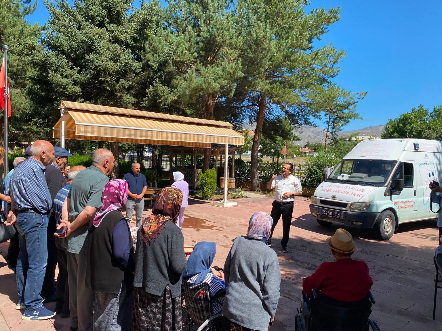 Erzincan'da Yaşlılara Sağlık Eğitimi ve Farkındalık Aktarımı