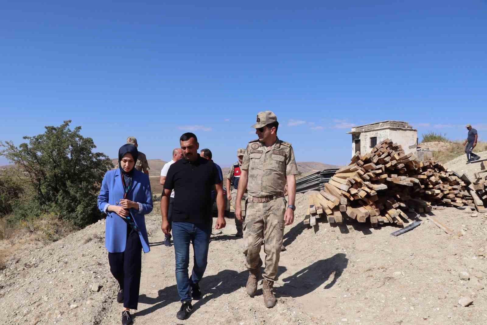 Tercan Kaymakamı KÖYDES Projesini Yerinde İnceledi