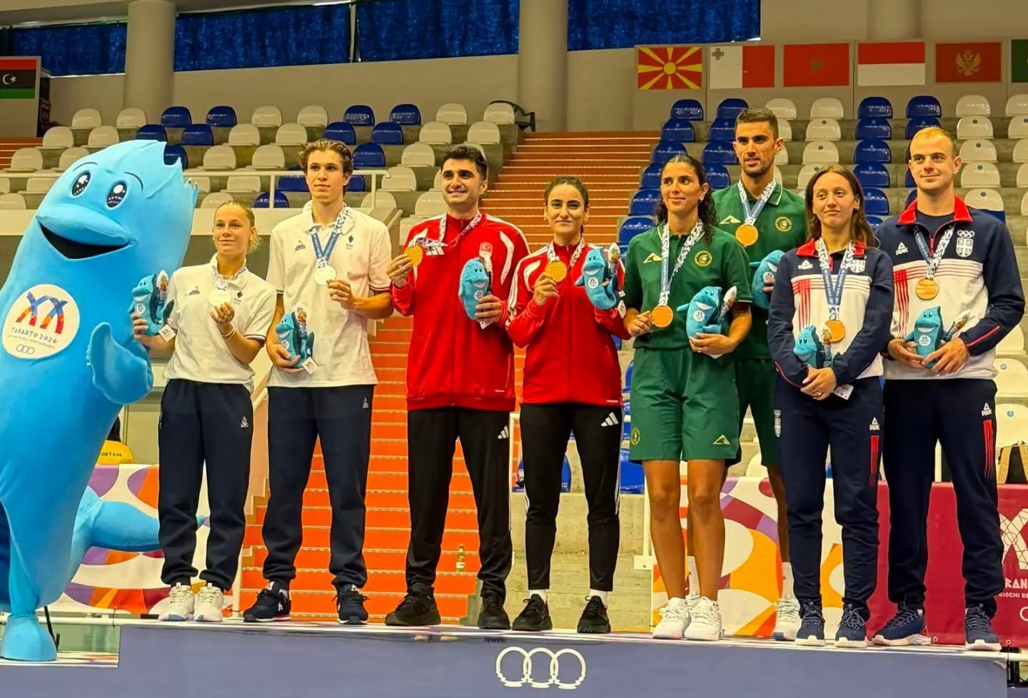 Erzincanlı Badmintoncular Tarihe Geçti: Akdeniz Oyunları'nda Altın Madalya
