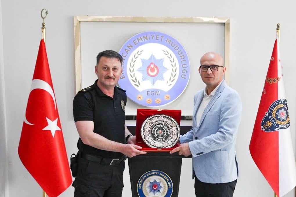 Albay Fatih Aslan'dan Anlamlı Veda Ziyareti