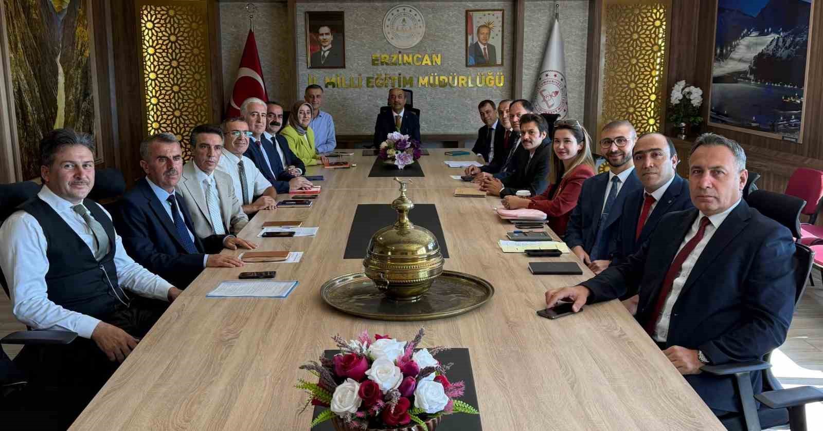Erzincan'da Eğitimde Yeni Dönem İçin Toplantı Düzenlendi