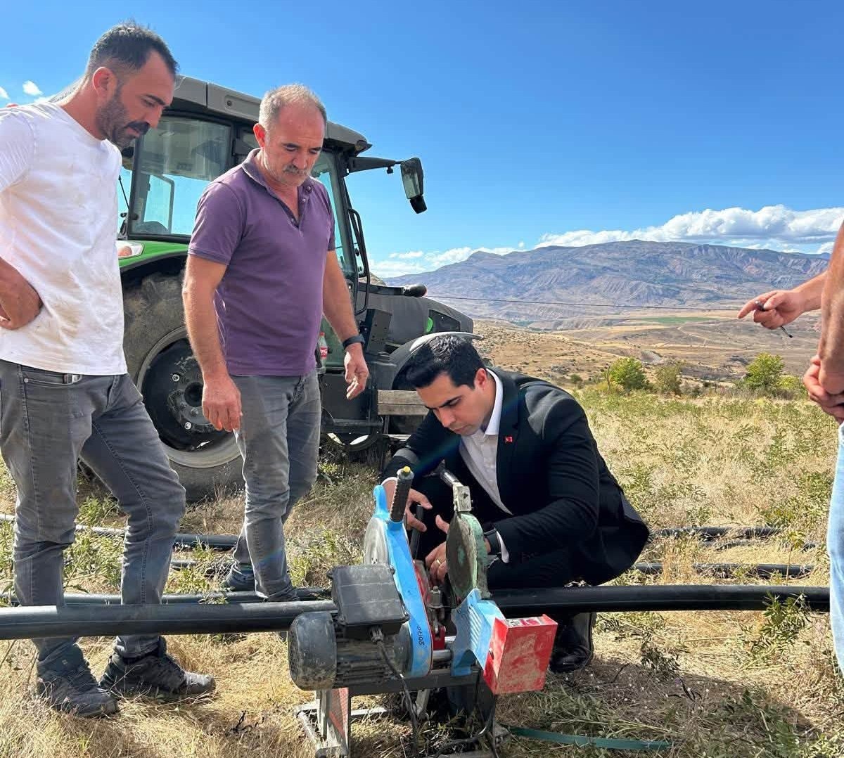 Mermerli Köyü'nde Sulama Su Hattı Çalışmaları Devam Ediyor