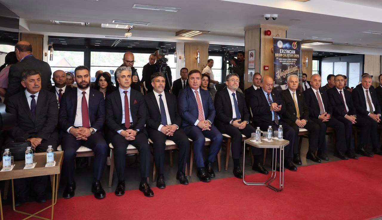 Erzincan'da Basın Çalıştayı Rüzgarı Esti