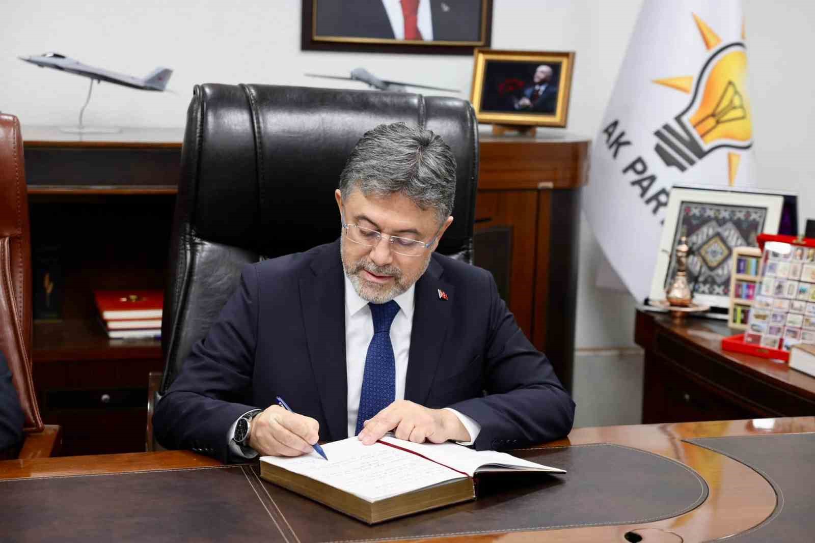 Tarım ve Orman Bakanı Yumaklı, Erzincan'da AK Parti Teşkilatıyla Buluştu