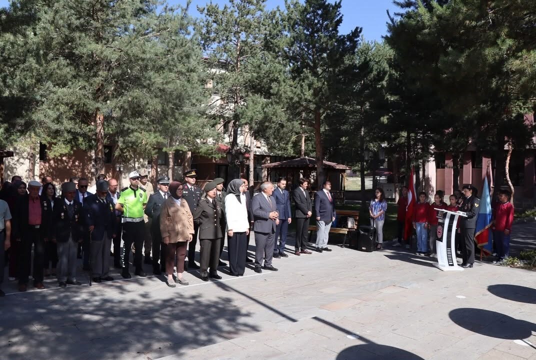 Tercan'da Gaziler Günü Coşkuyla Kutlandı