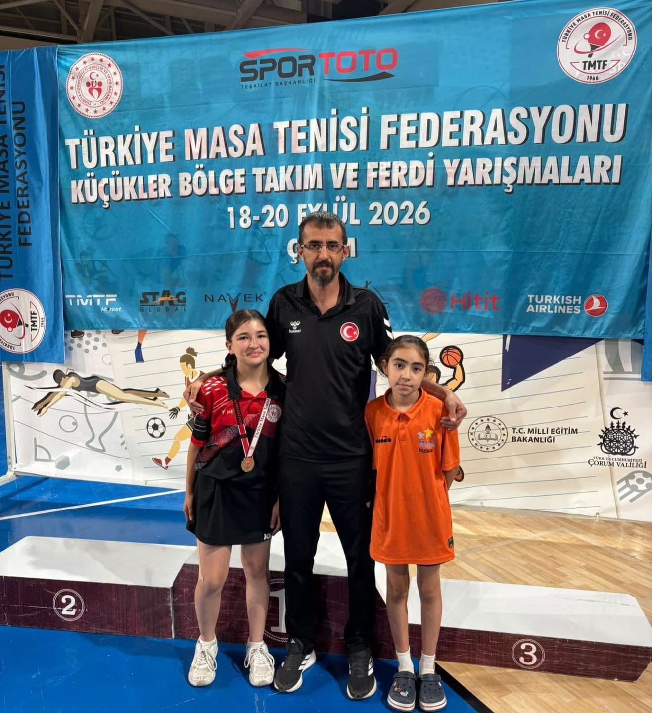Zeynep Güler, Çorum'da Masa Tenisinde Gümüş Madalya Kazandı