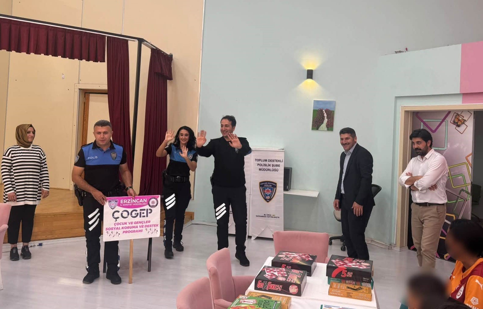 Erzincan'da Sevgi Evleri'ndeki Çocuklara Zeka Oyunları Kursu Açıldı