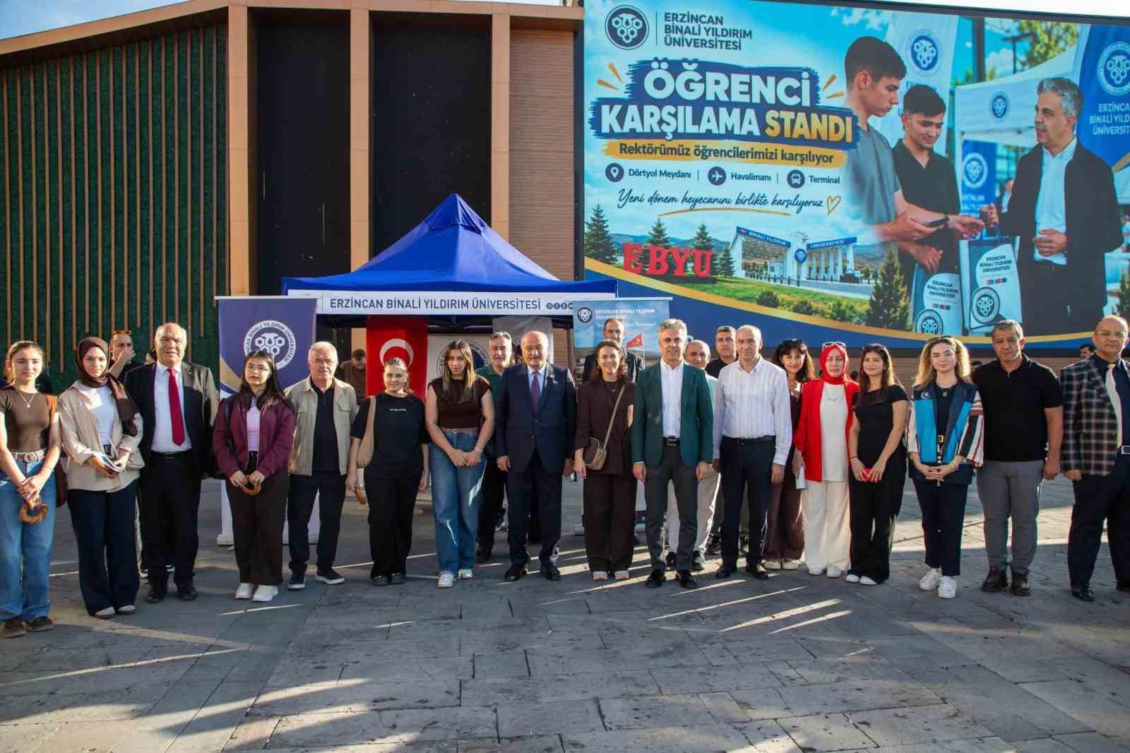 EBYÜ, Öğrencileri Sıcak Bir Şekilde Karşıladı