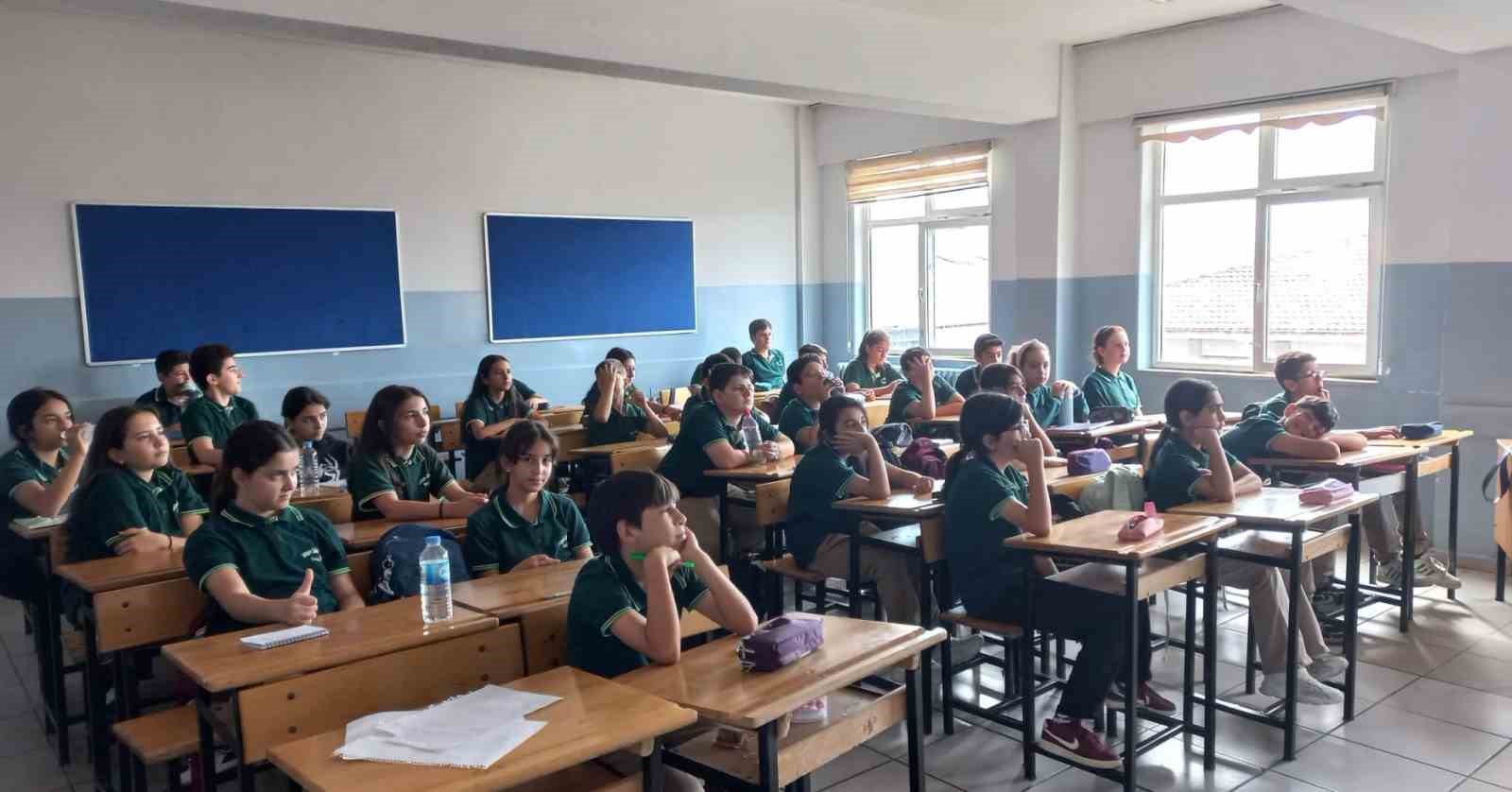 İzmir'de Öğrencilere Gıda Güvenliği ve İsraf Eğitimi