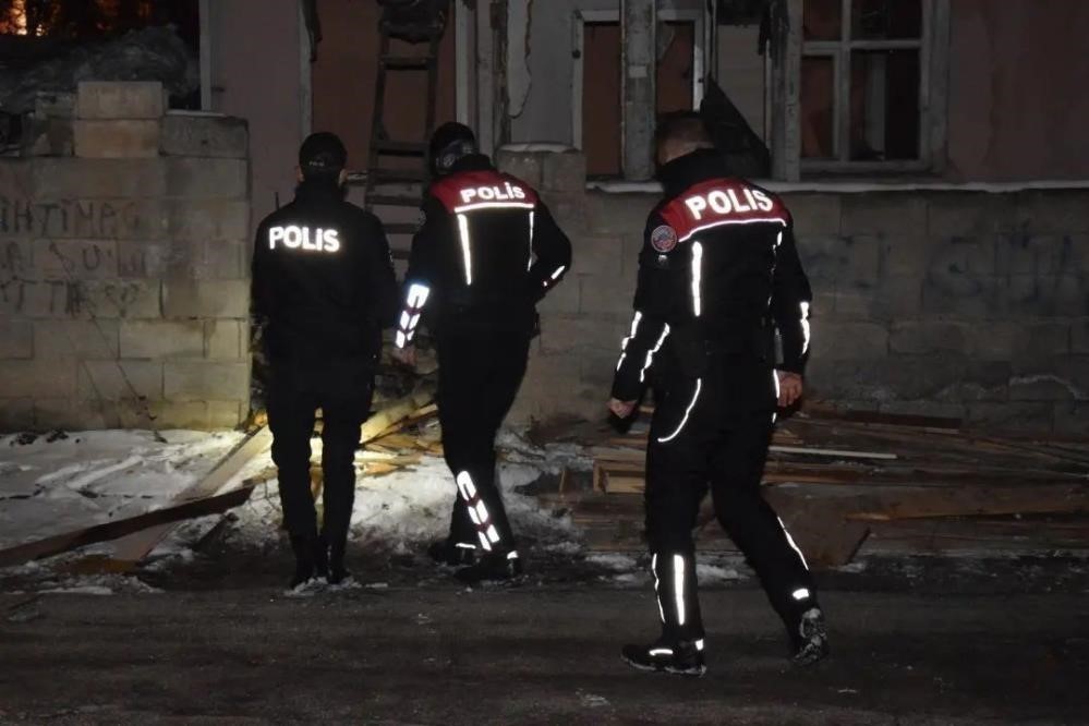 Erzincan'da Suçlulara Göz Açtırılmadı: 35 Şüpheli Yakalandı