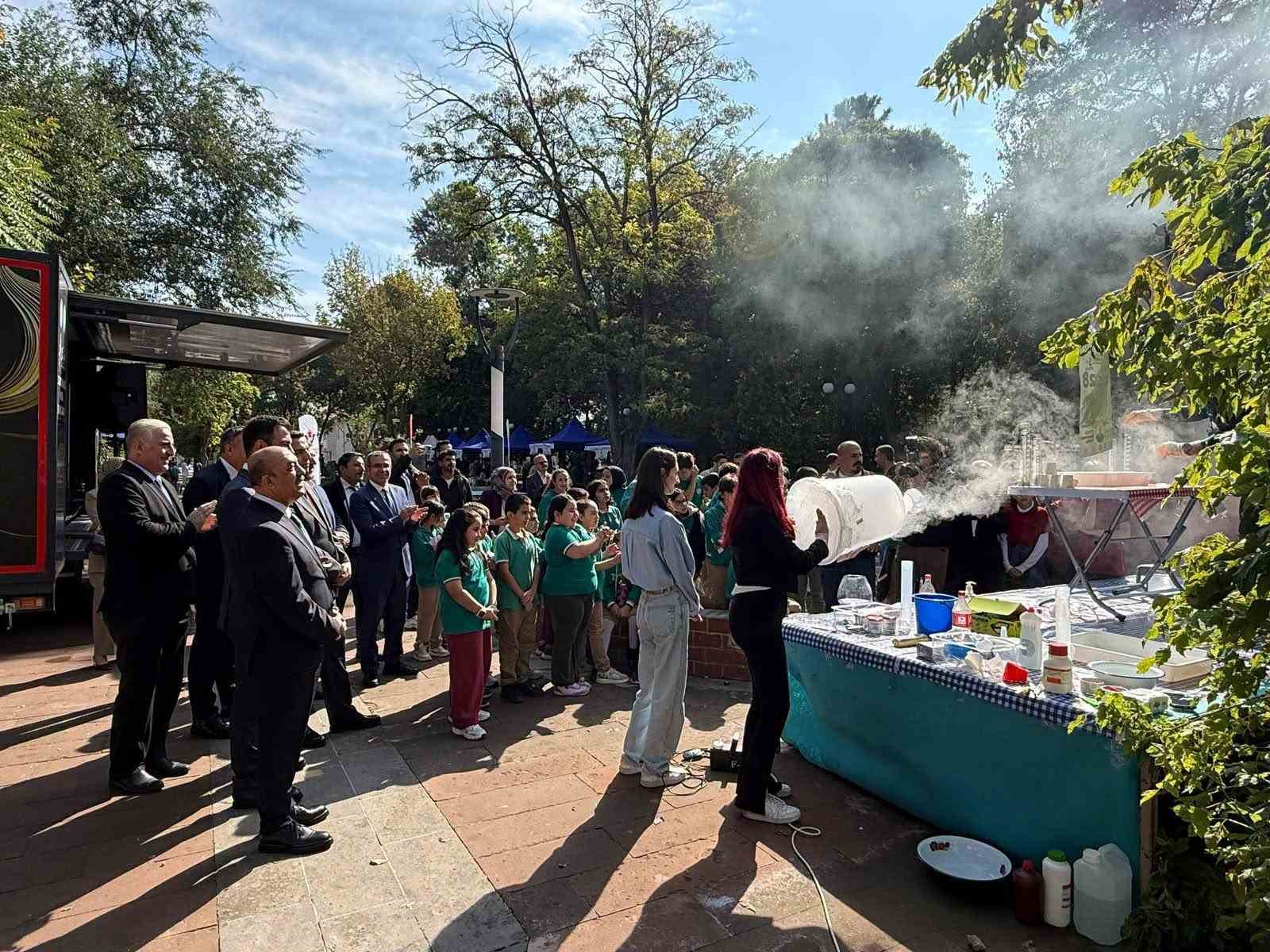 Erzincan Bilim Şenliği Kapılarını Açtı