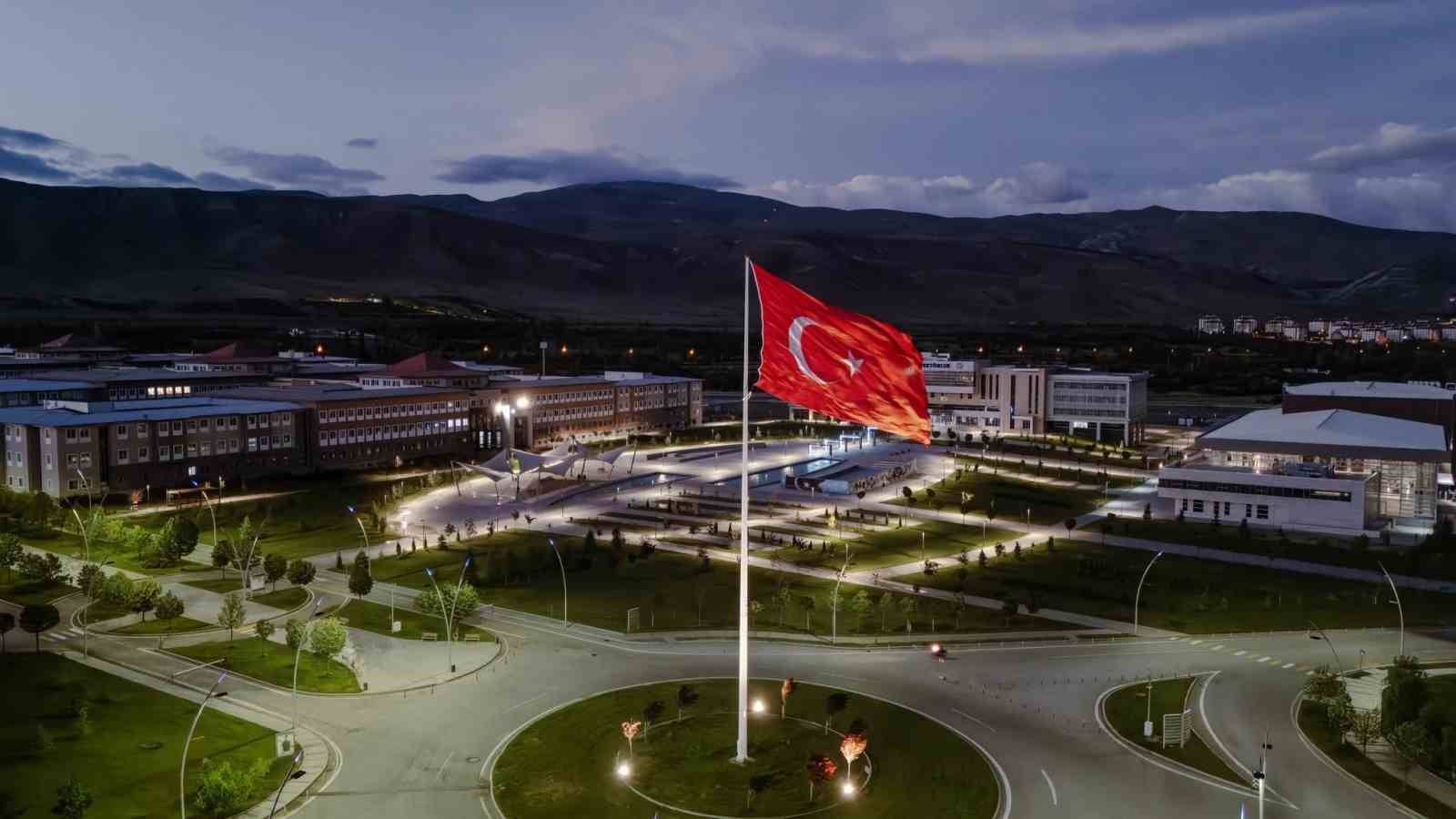 EBYÜ'nün İklim Değişikliği Projeleri COP31'de Yer Aldı