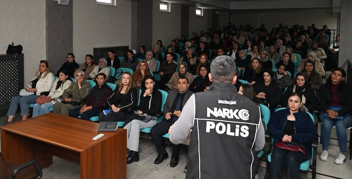 Erzincan'da Okul Bahçe Sorumlularına Özel Eğitim Programı
