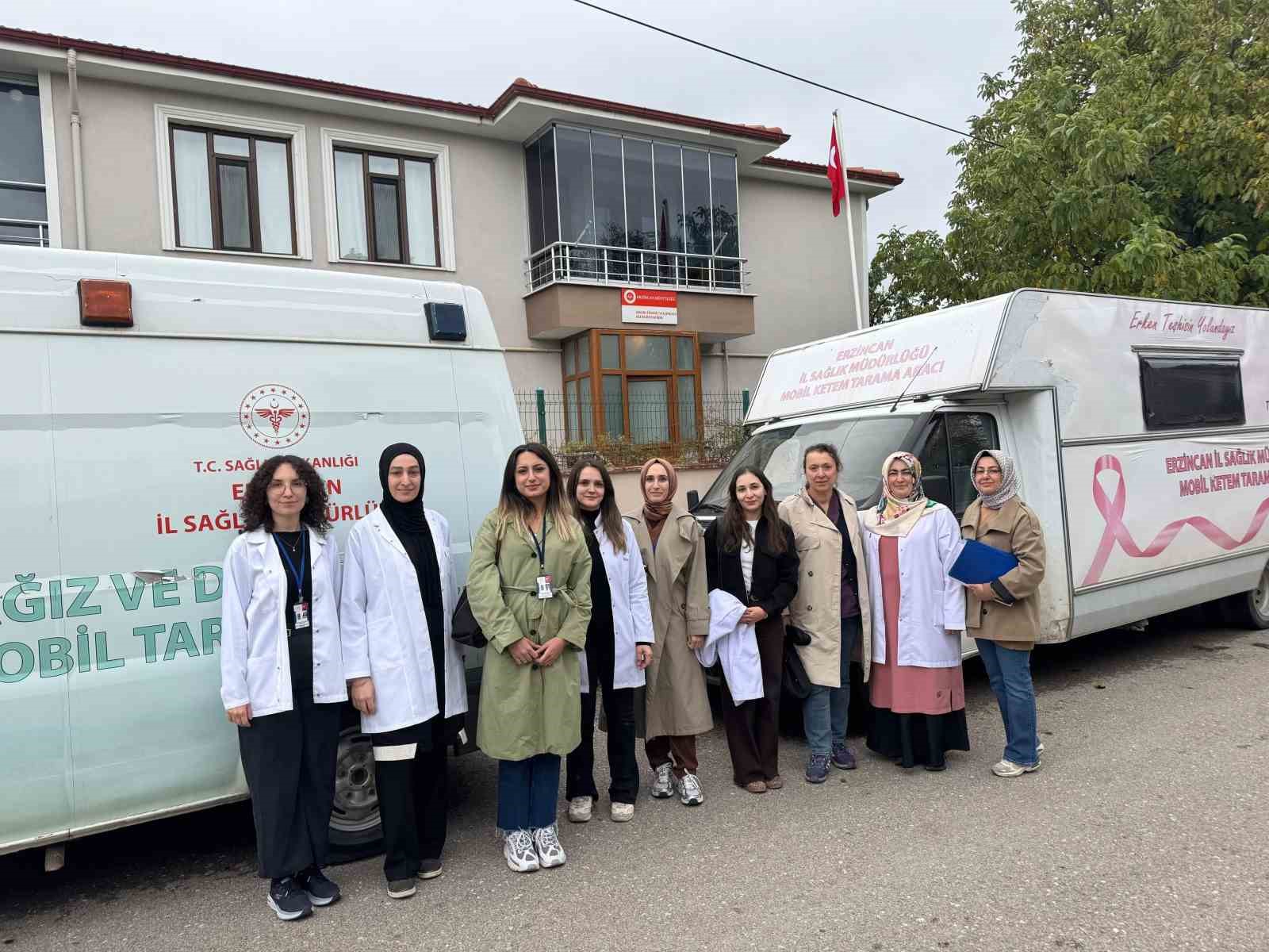 İzmir'de Sağlıklı Hayat Merkezi'nden Eğitici Saha Çalışması