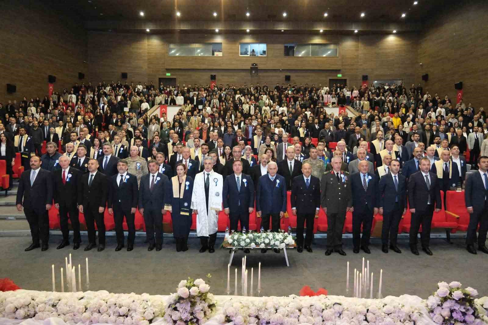 2026-2027 Akademik Yılı İzmir'de Coşkuyla Başladı
