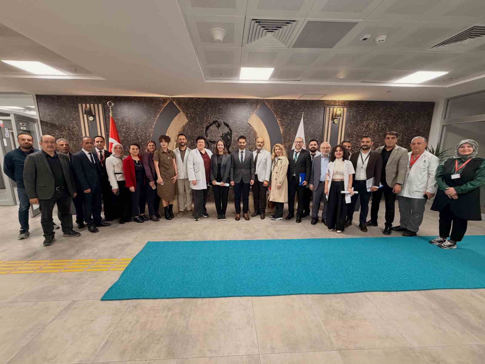 İzmir'de Kaliteli Sağlık Hizmetleri İçin Değerlendirme Süreci Tamamlandı