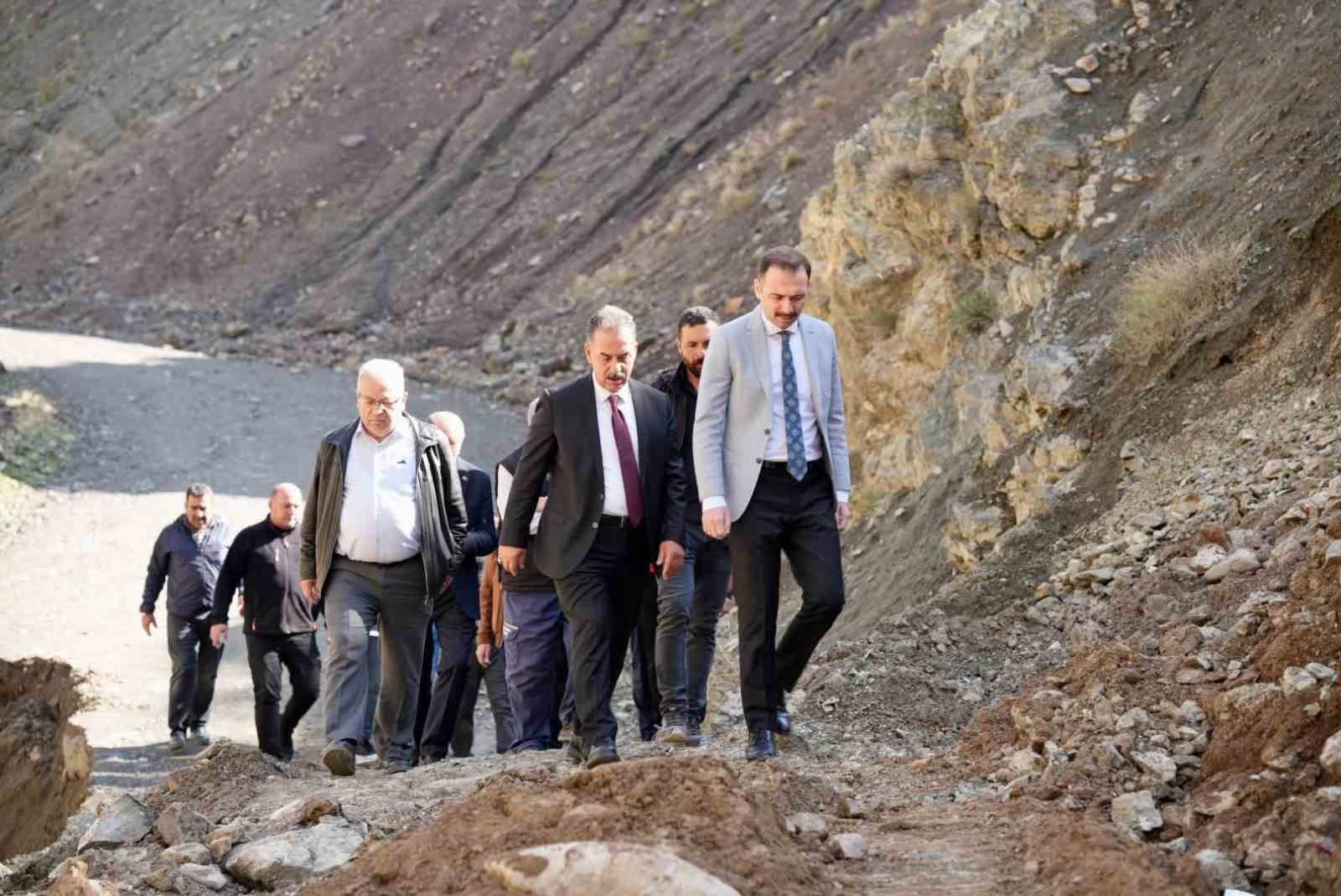 Üzümlü'deki sel felaketinin ardından hasar tespit çalışmaları hız kazandı